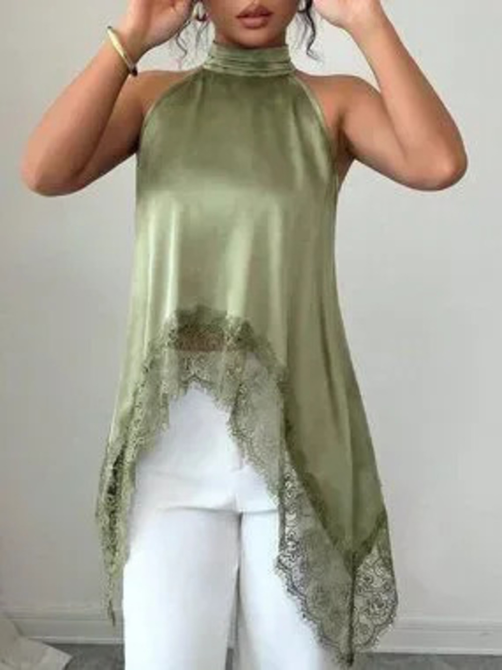 Green Elegant Women's Contrast Lace Asymmetrical Hem Halter Neck Blouse
